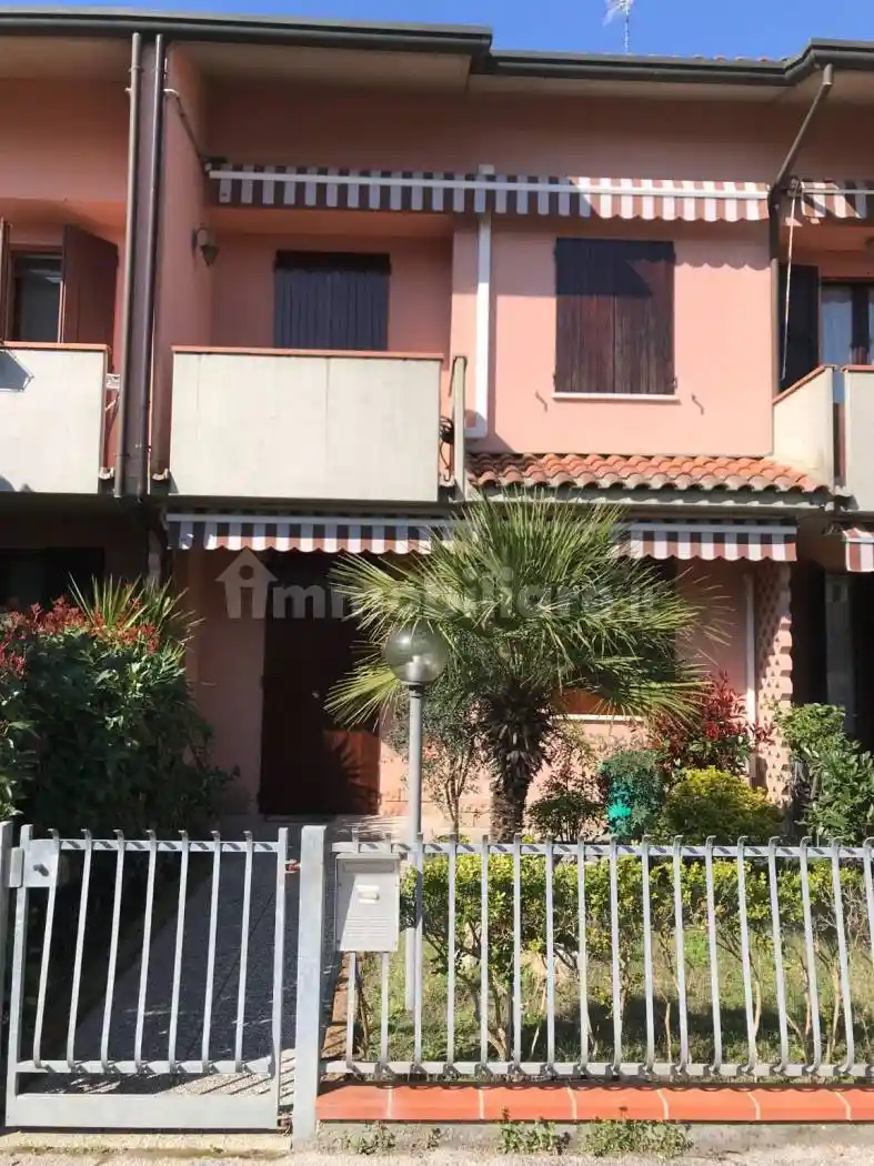 Casa indipendente in affitto a Ravenna