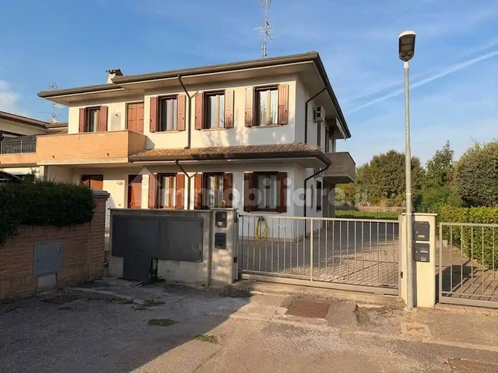 Appartamento in vendita a Ceneselli
