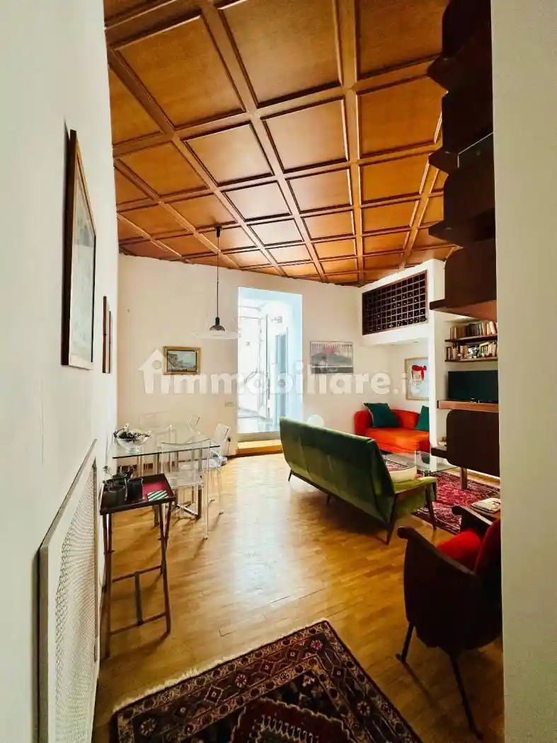 Appartamento in affitto a Napoli