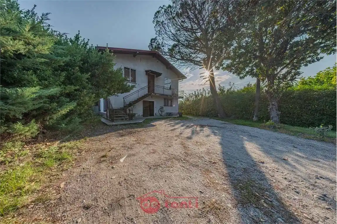 Casa indipendente in vendita a Colico