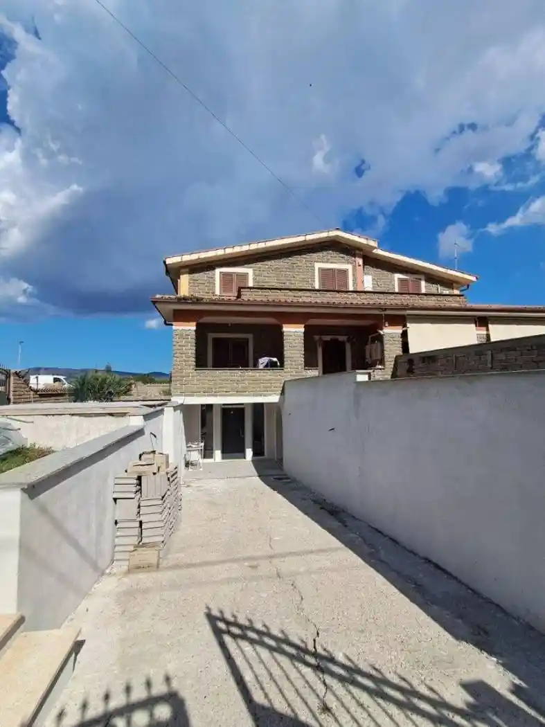 Appartamento in vendita a Cerveteri