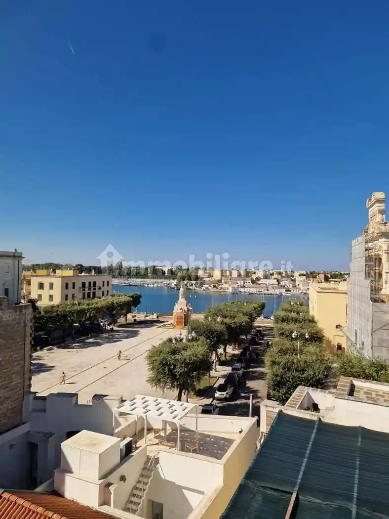 Appartamento in vendita a Brindisi