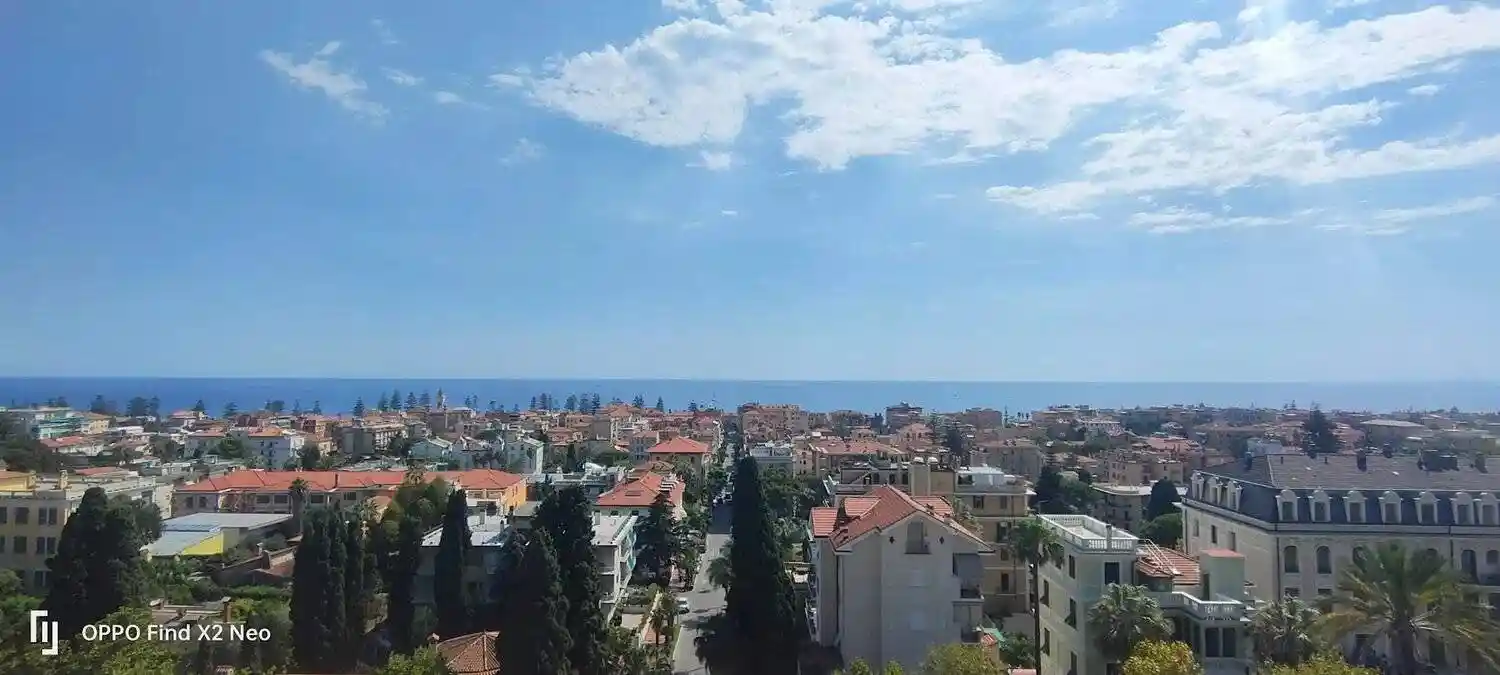 Appartamento in vendita a Bordighera