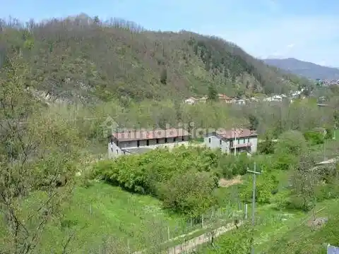 Rustico - Casale in vendita a Fivizzano