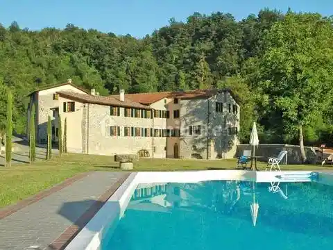 Rustico - Casale in vendita a Fivizzano