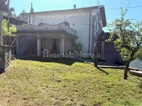 Villa in vendita a Fivizzano