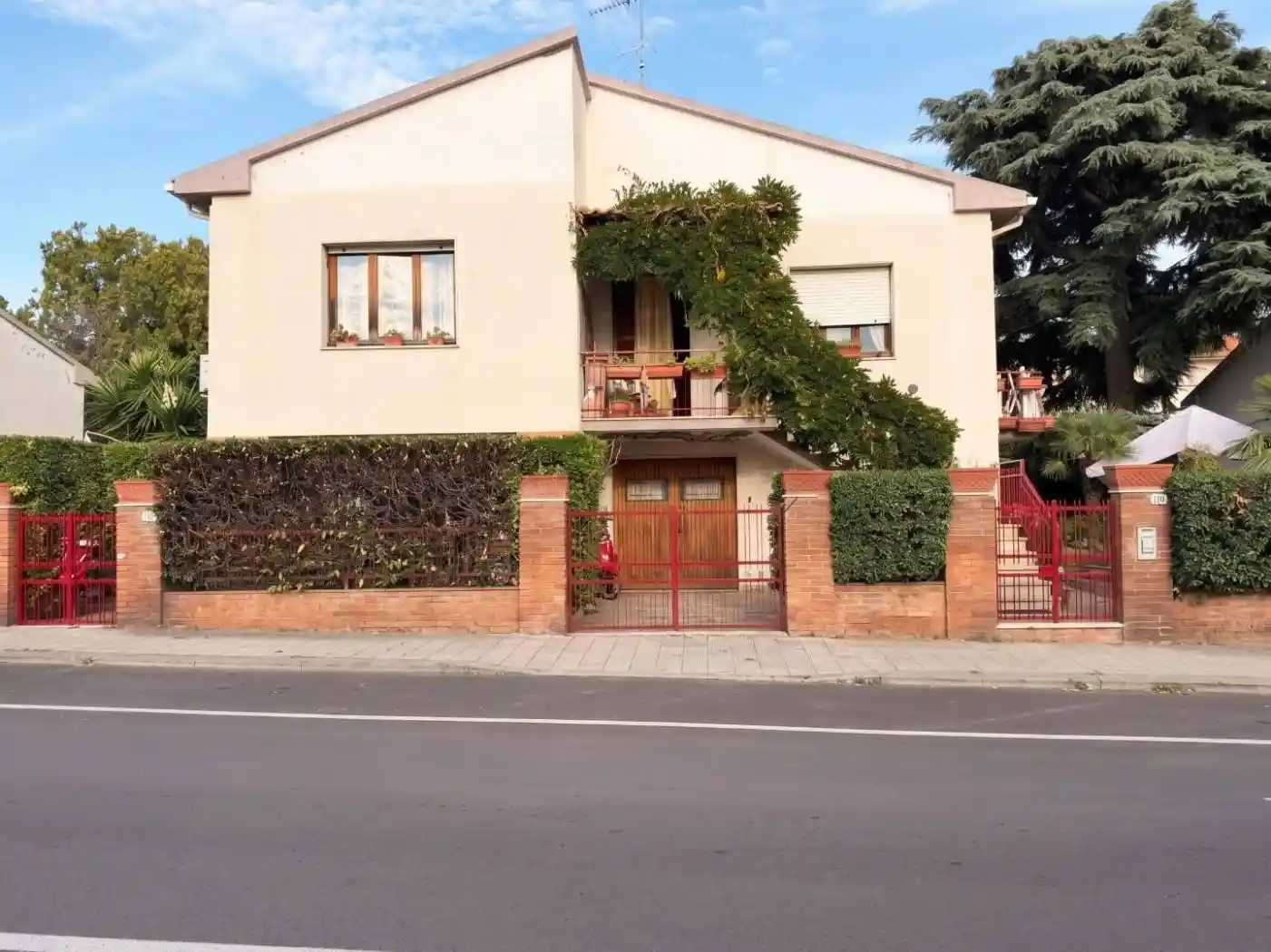 Villa in vendita a Cecina