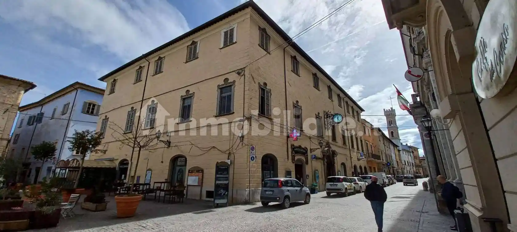 Palazzo - Edificio in vendita a Pergola