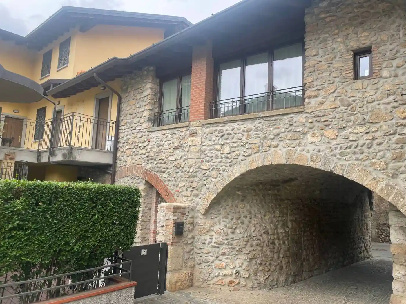 Appartamento in vendita a Zandobbio