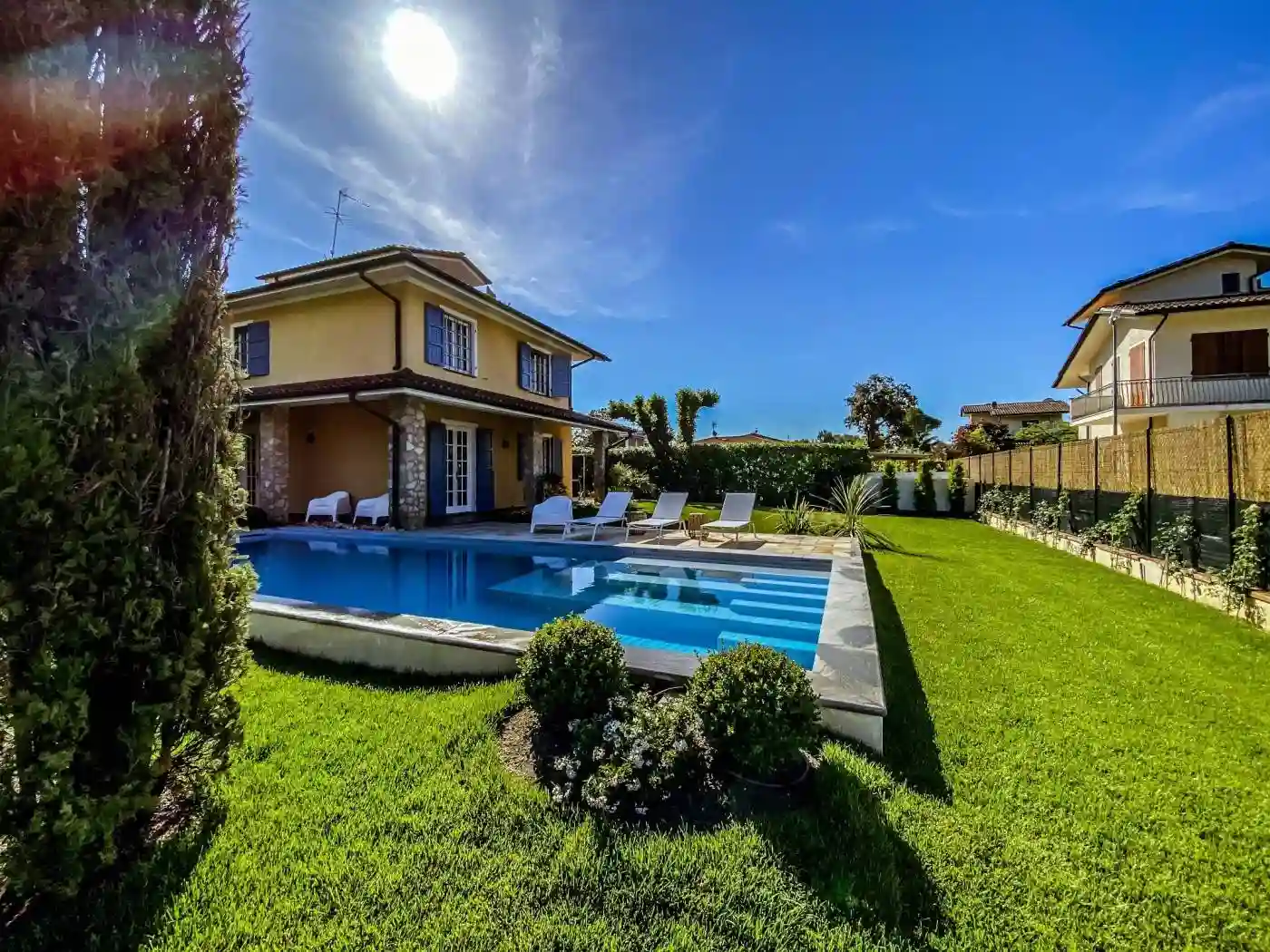 Villa - foto 2