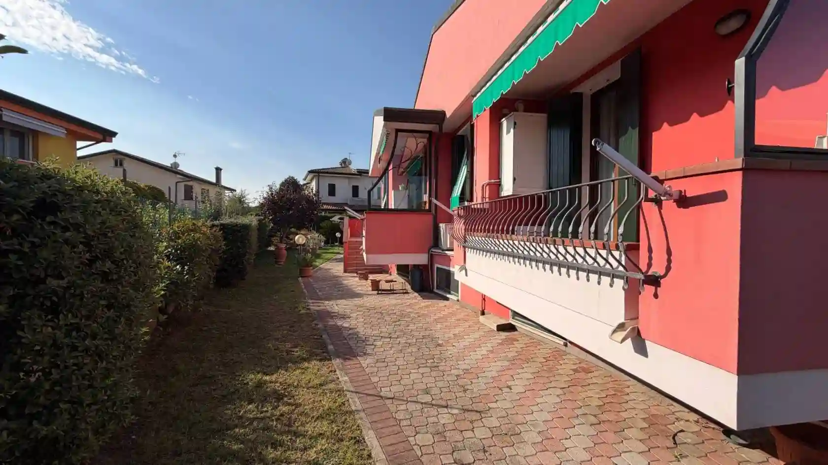 Villa - foto 3