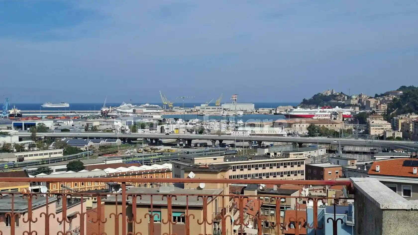 Appartamento in vendita a Ancona