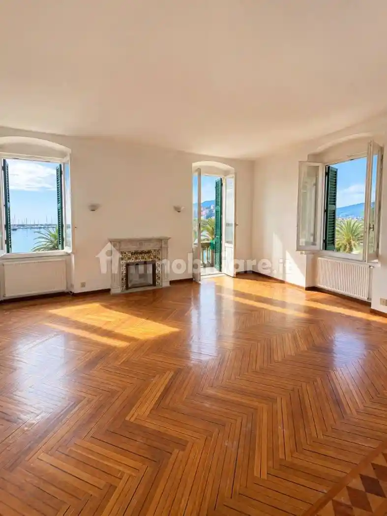 Appartamento in vendita a Rapallo