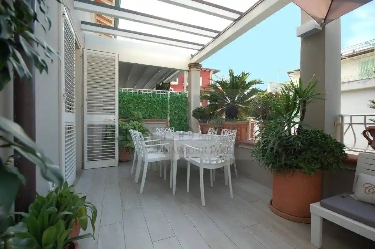 Appartamento in vendita a Pietrasanta