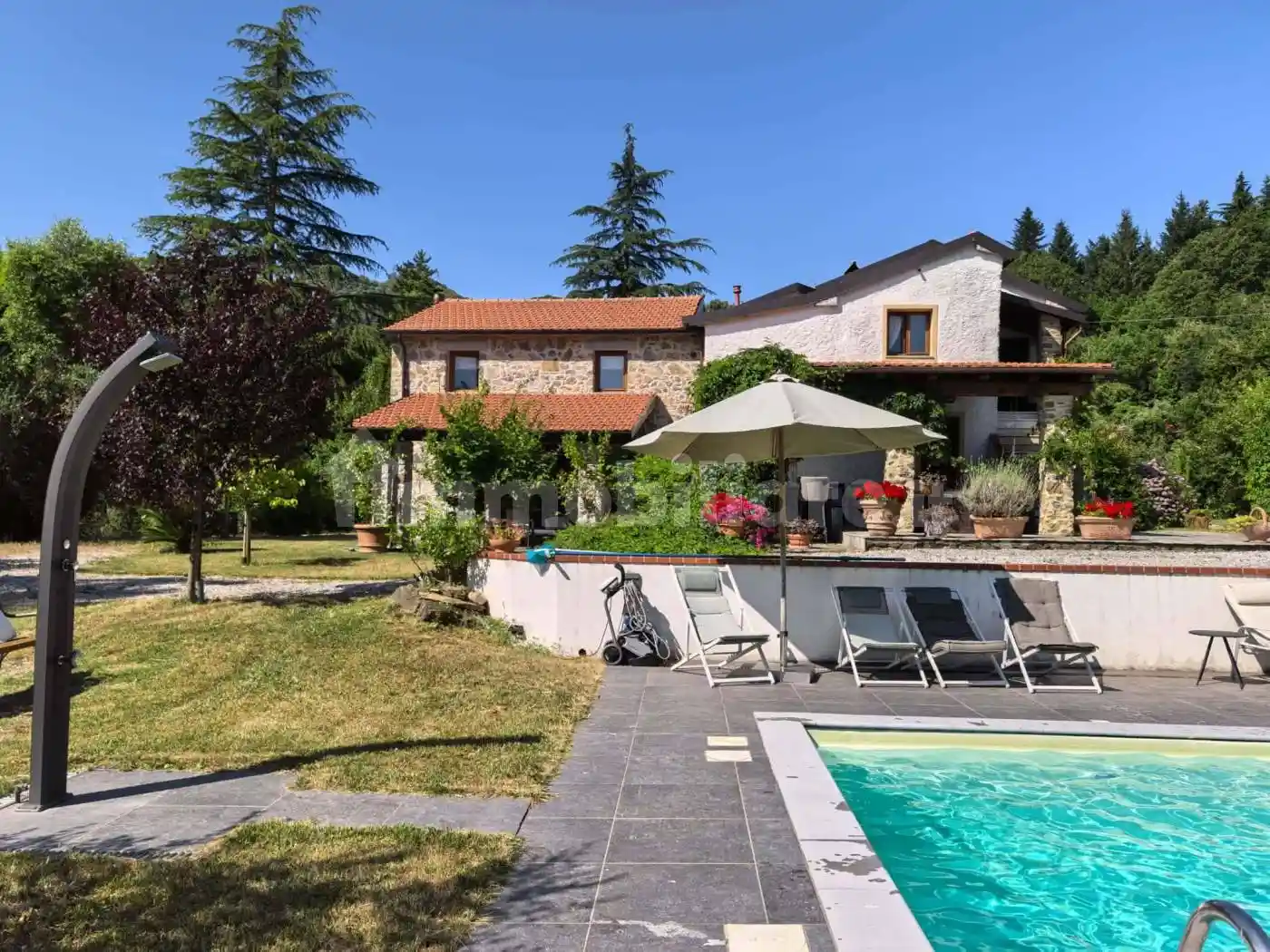 Appartamento in affitto a Fosdinovo