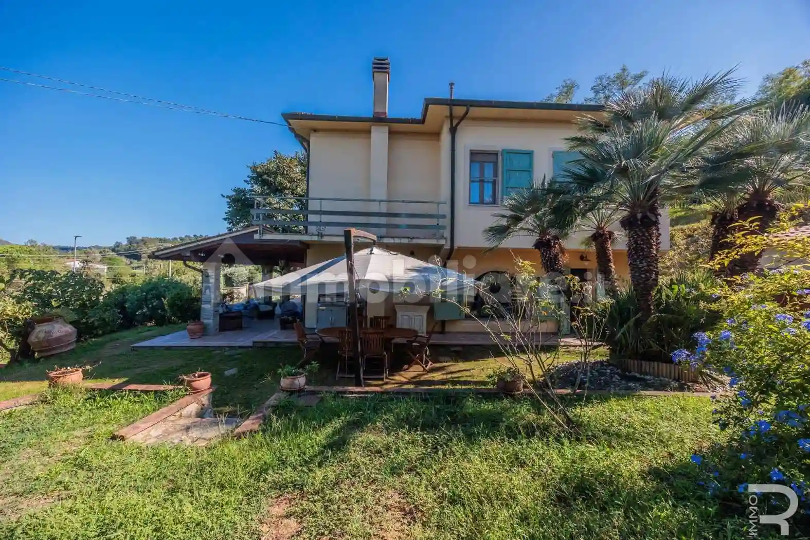 Villa - foto 2