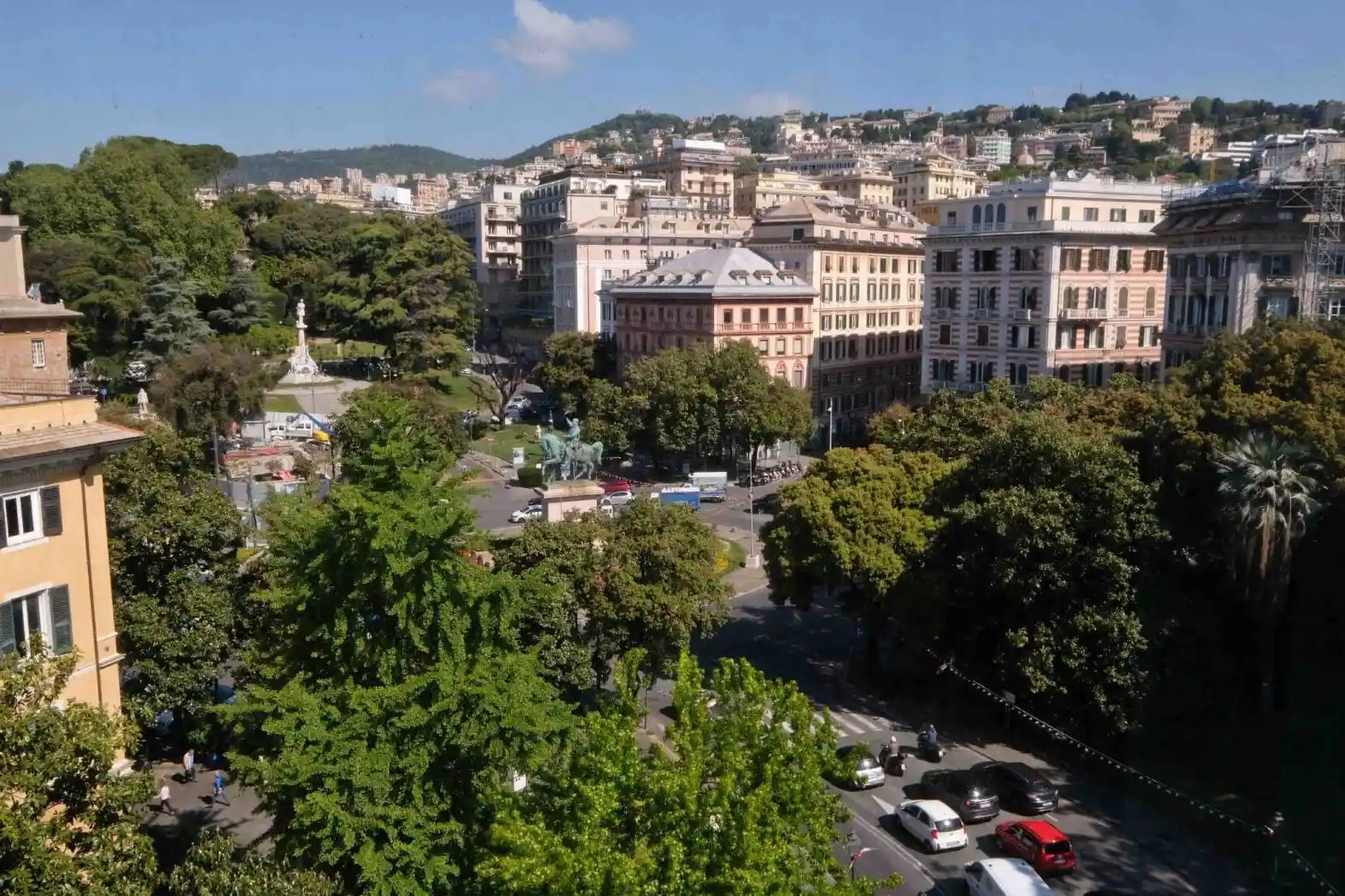 Appartamento in vendita a Genova
