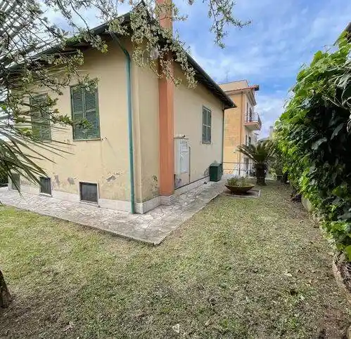 Villa in vendita a Grottaferrata