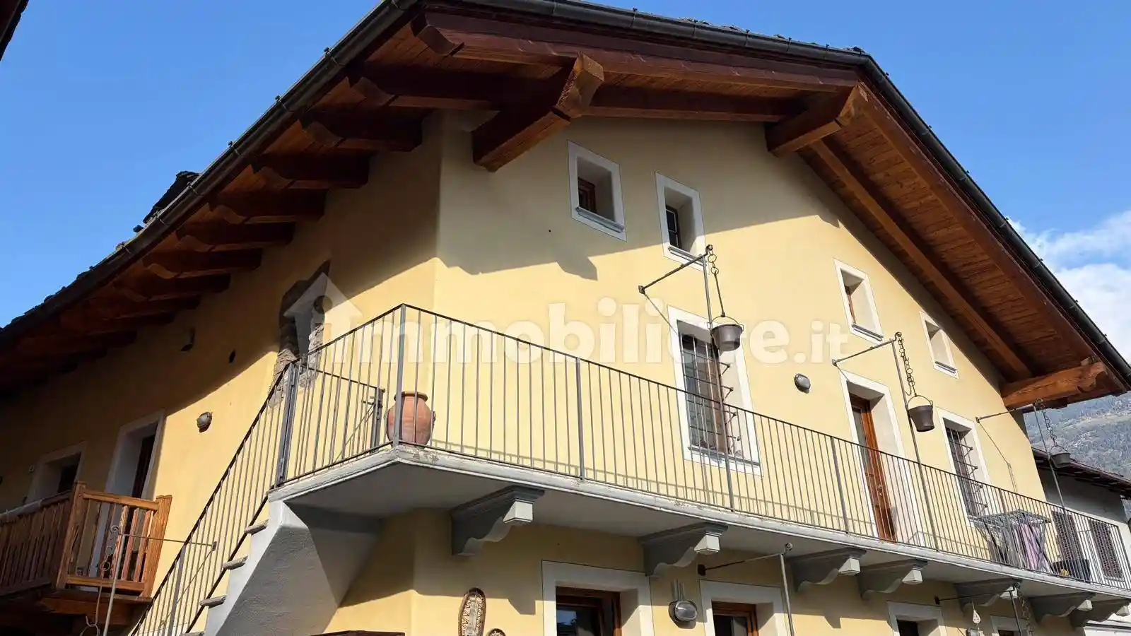 Appartamento in vendita a Aymavilles