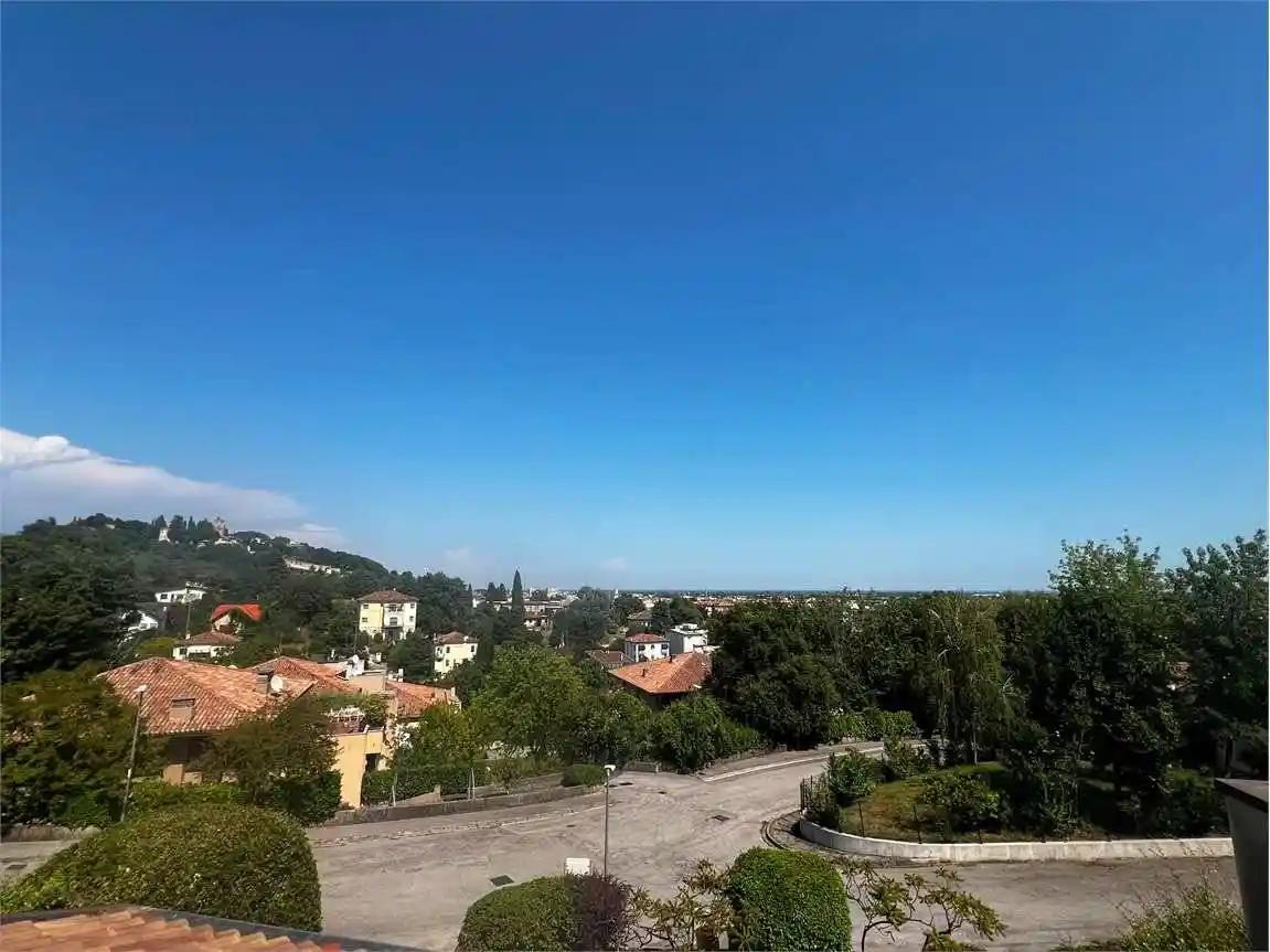 Appartamento in affitto a Conegliano