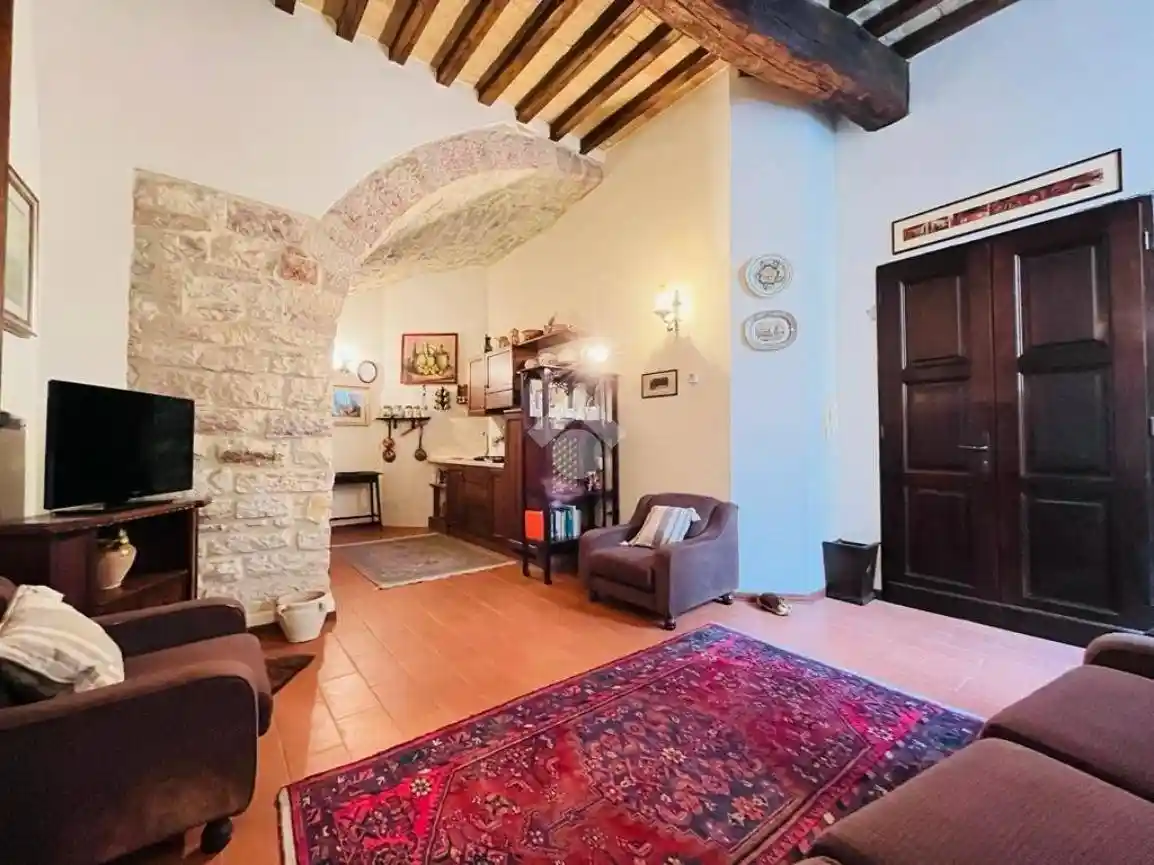 Appartamento in affitto a Assisi