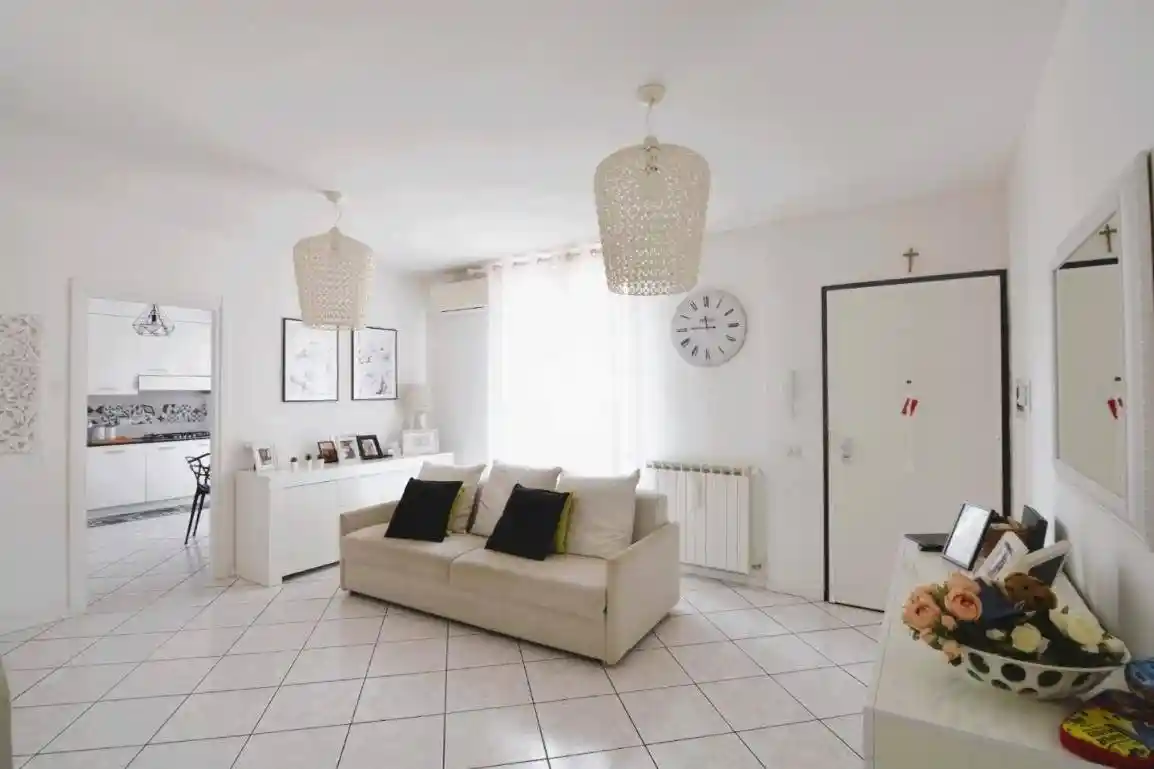 Appartamento in vendita a Bernareggio