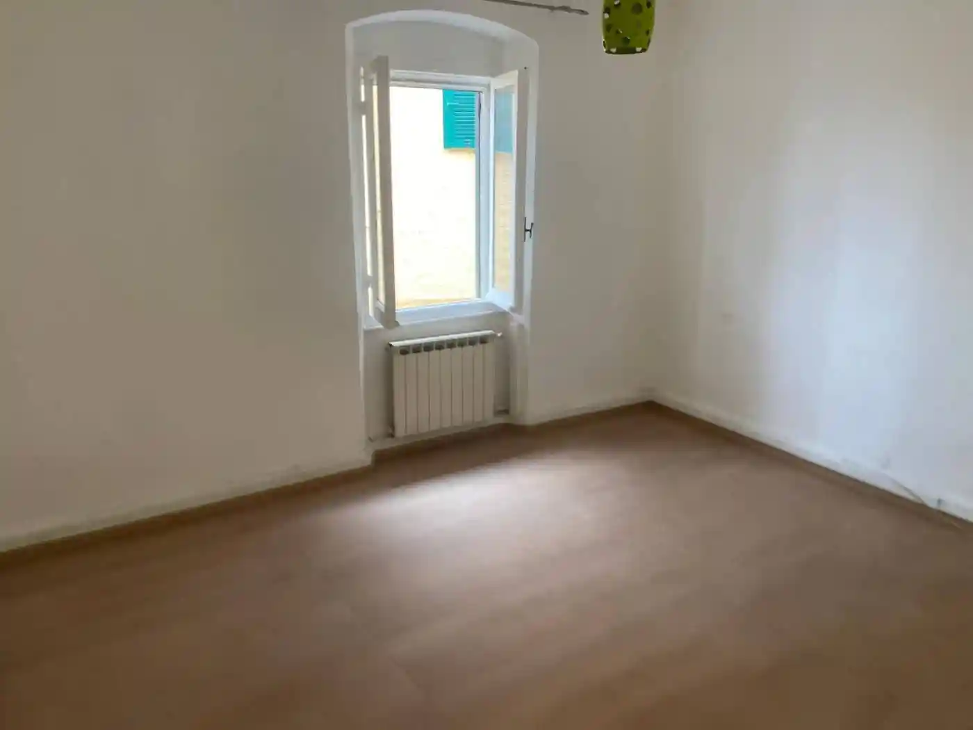 Casa indipendente in vendita a Follo