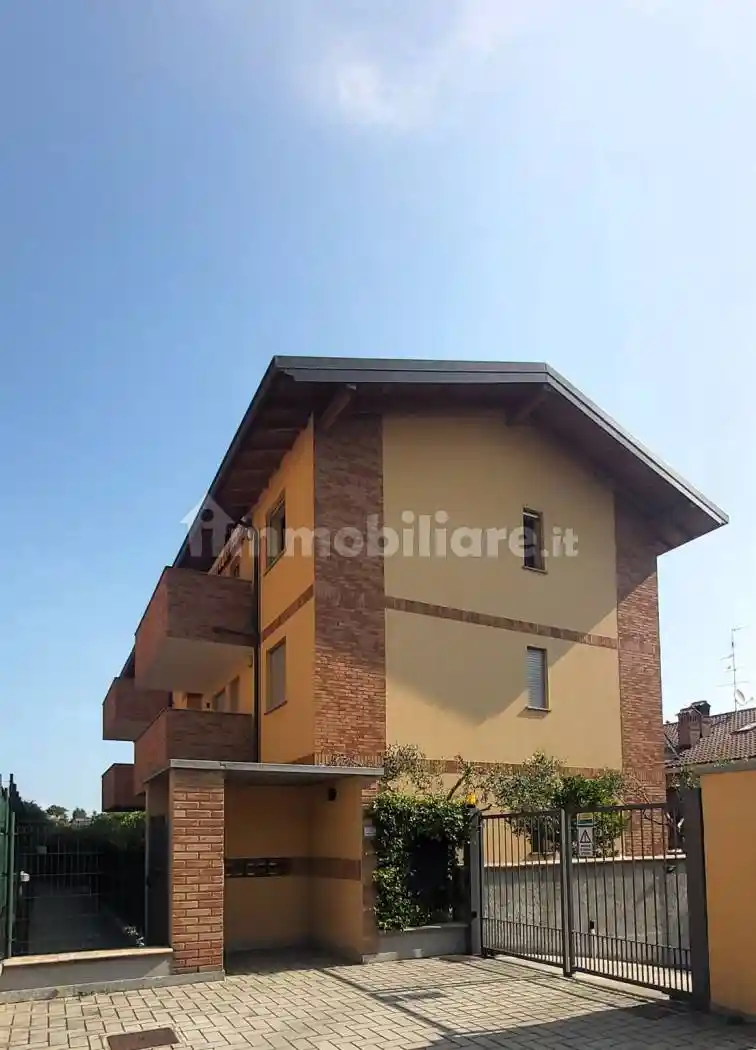Appartamento in vendita a Solaro