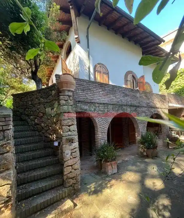 Villa in vendita a Rosignano Marittimo