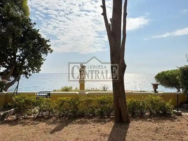 Appartamento in vendita a Sanremo