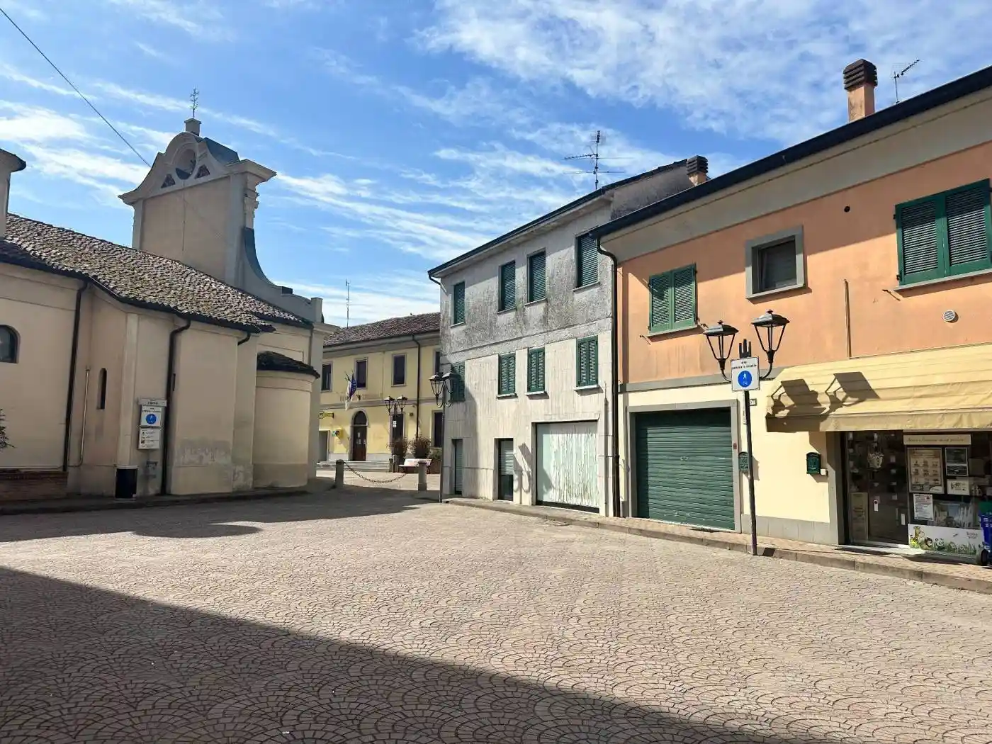 Casa indipendente in vendita a Valera Fratta