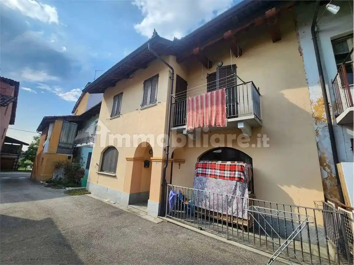 Casa indipendente in vendita a Trinità