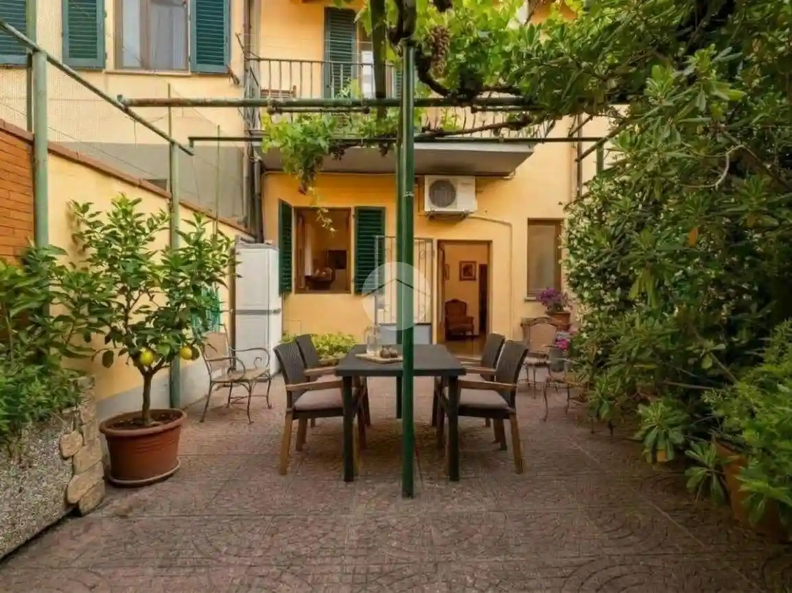 Casa indipendente in vendita a Firenze