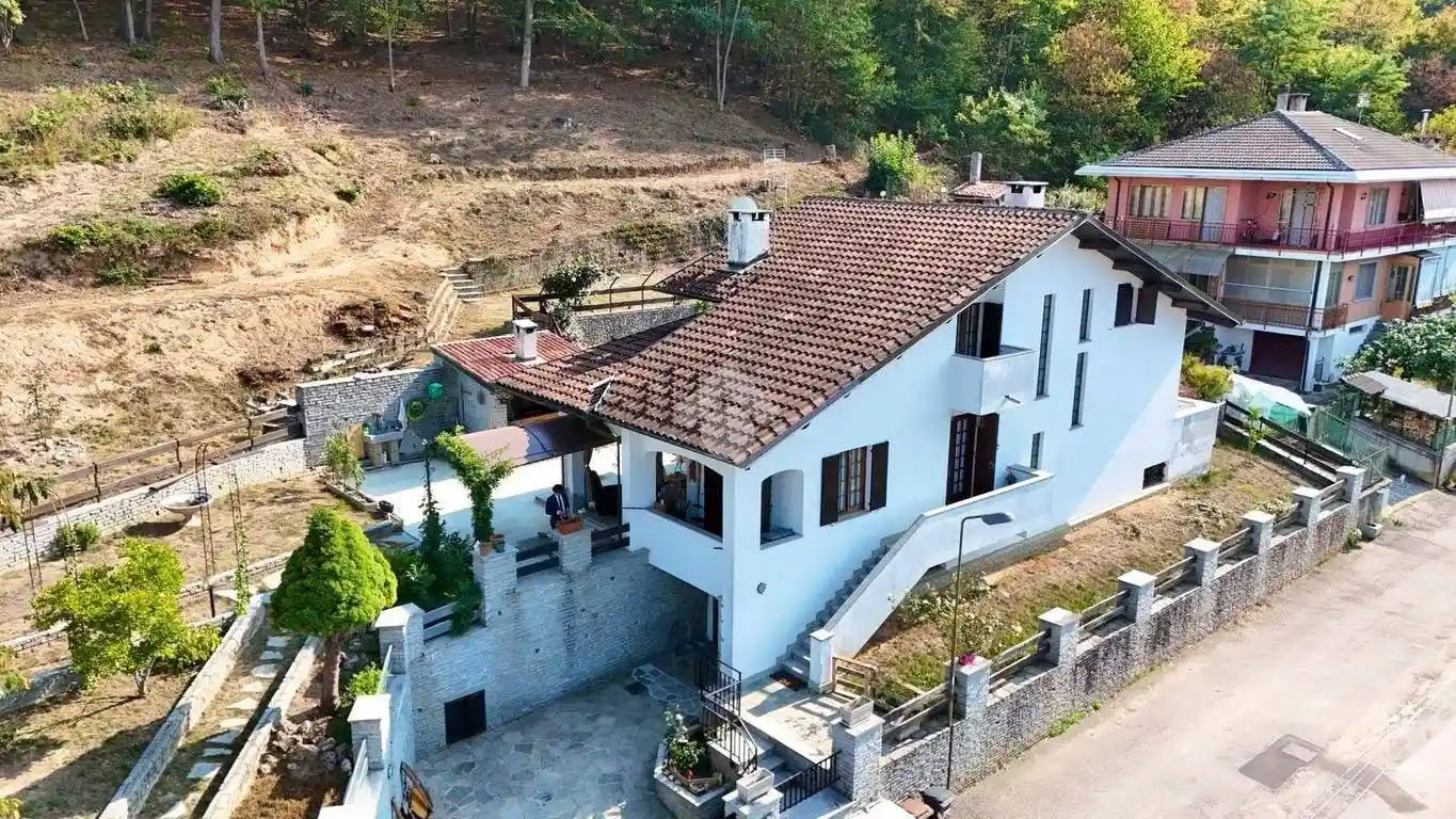 Villa in vendita a Trana