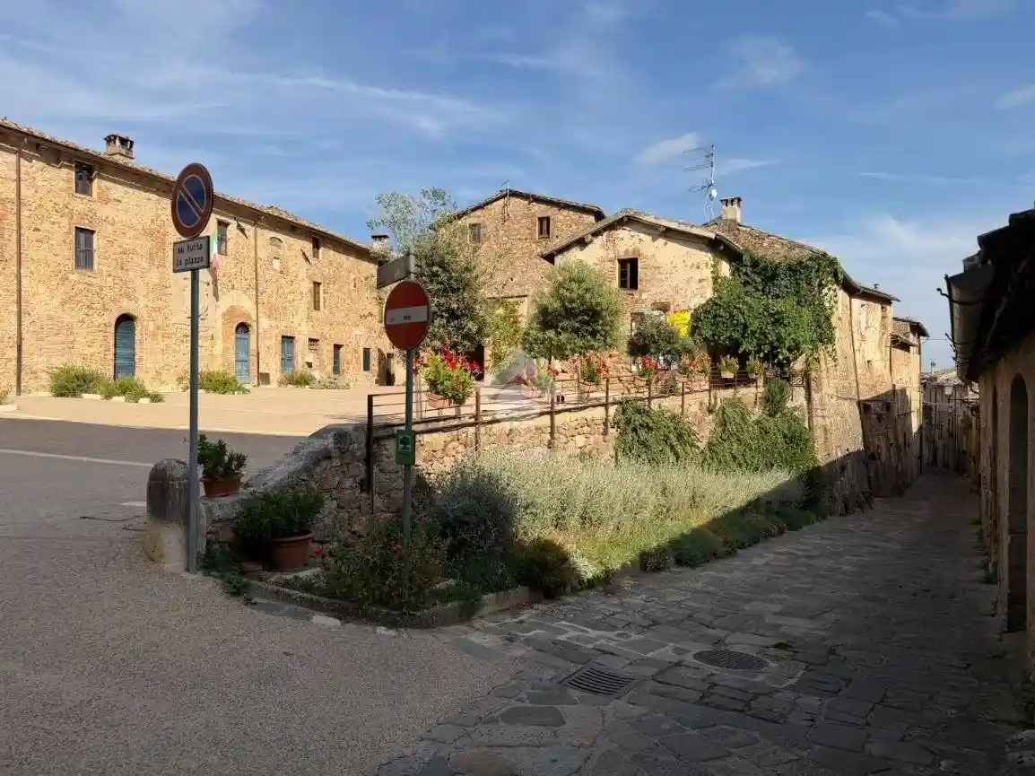 Casa indipendente in vendita a Sovicille