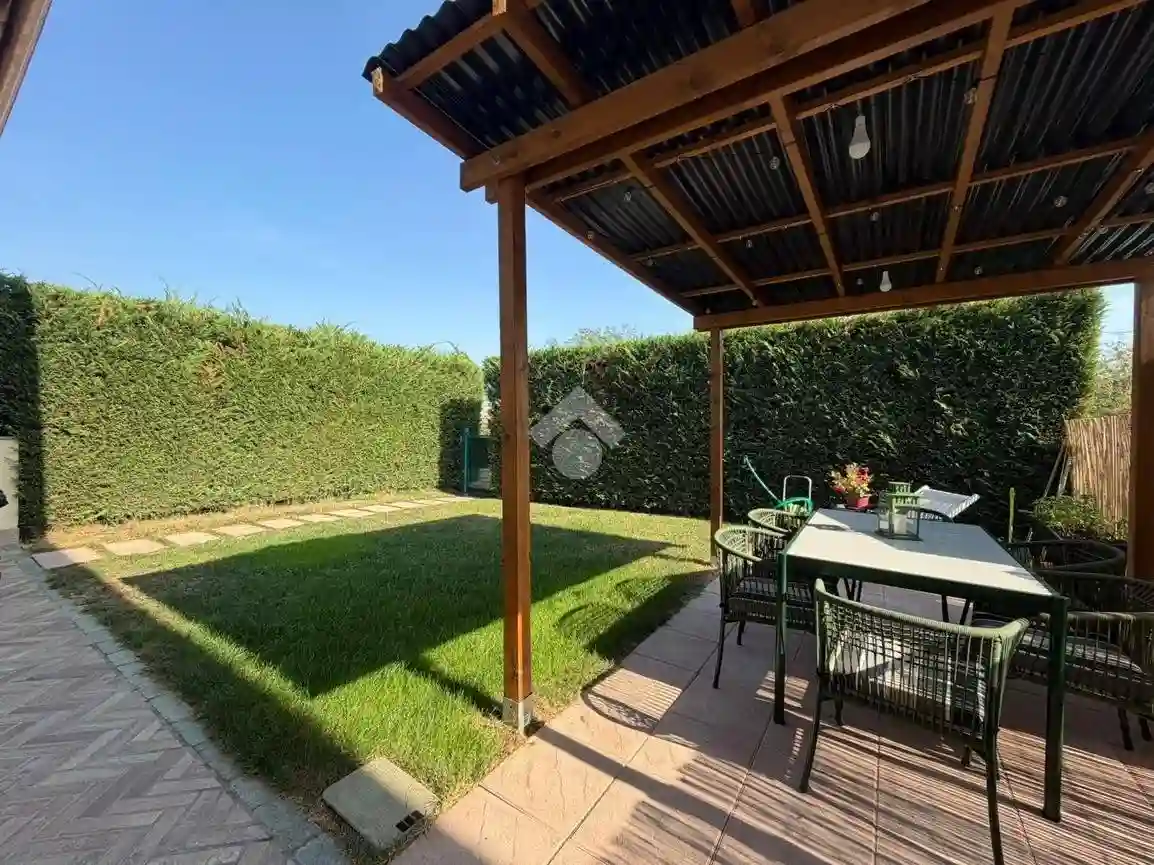 Villetta a schiera - foto 2