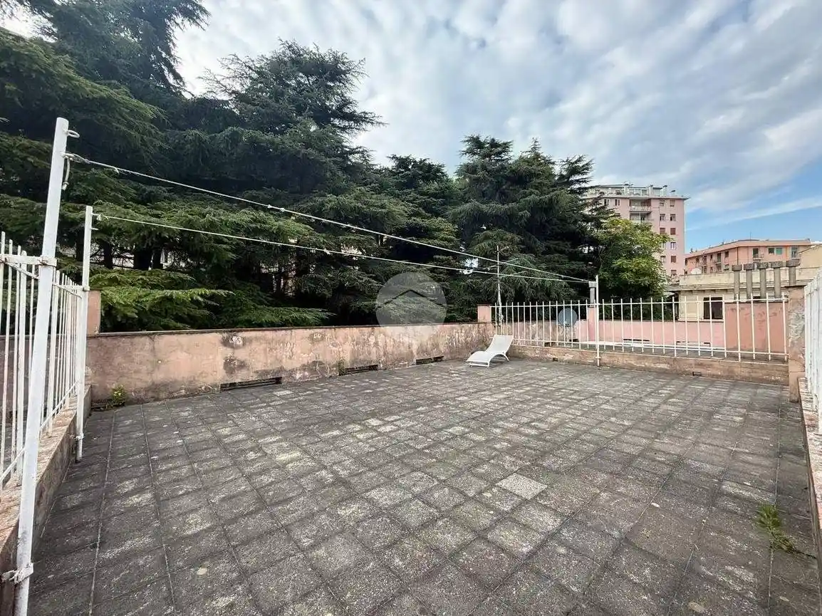 Appartamento in vendita a Genova