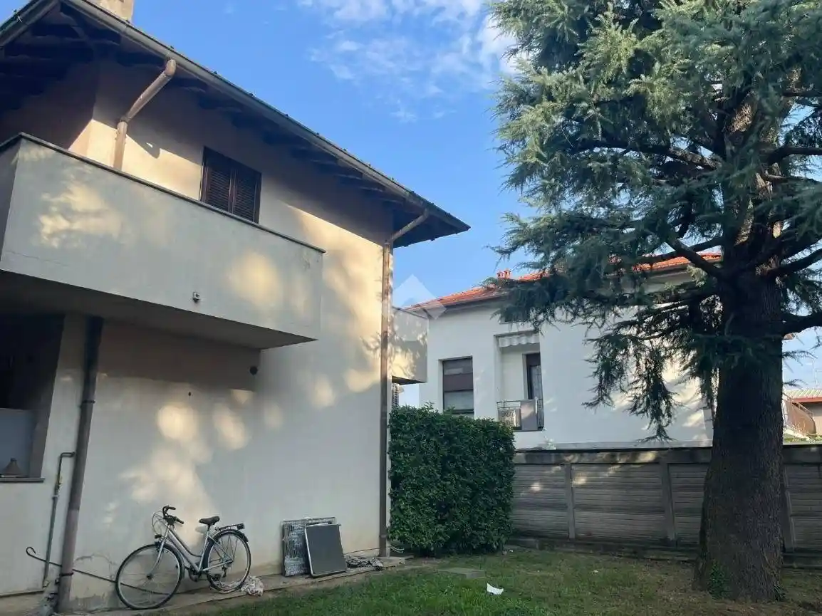 Appartamento in vendita a Cardano al Campo
