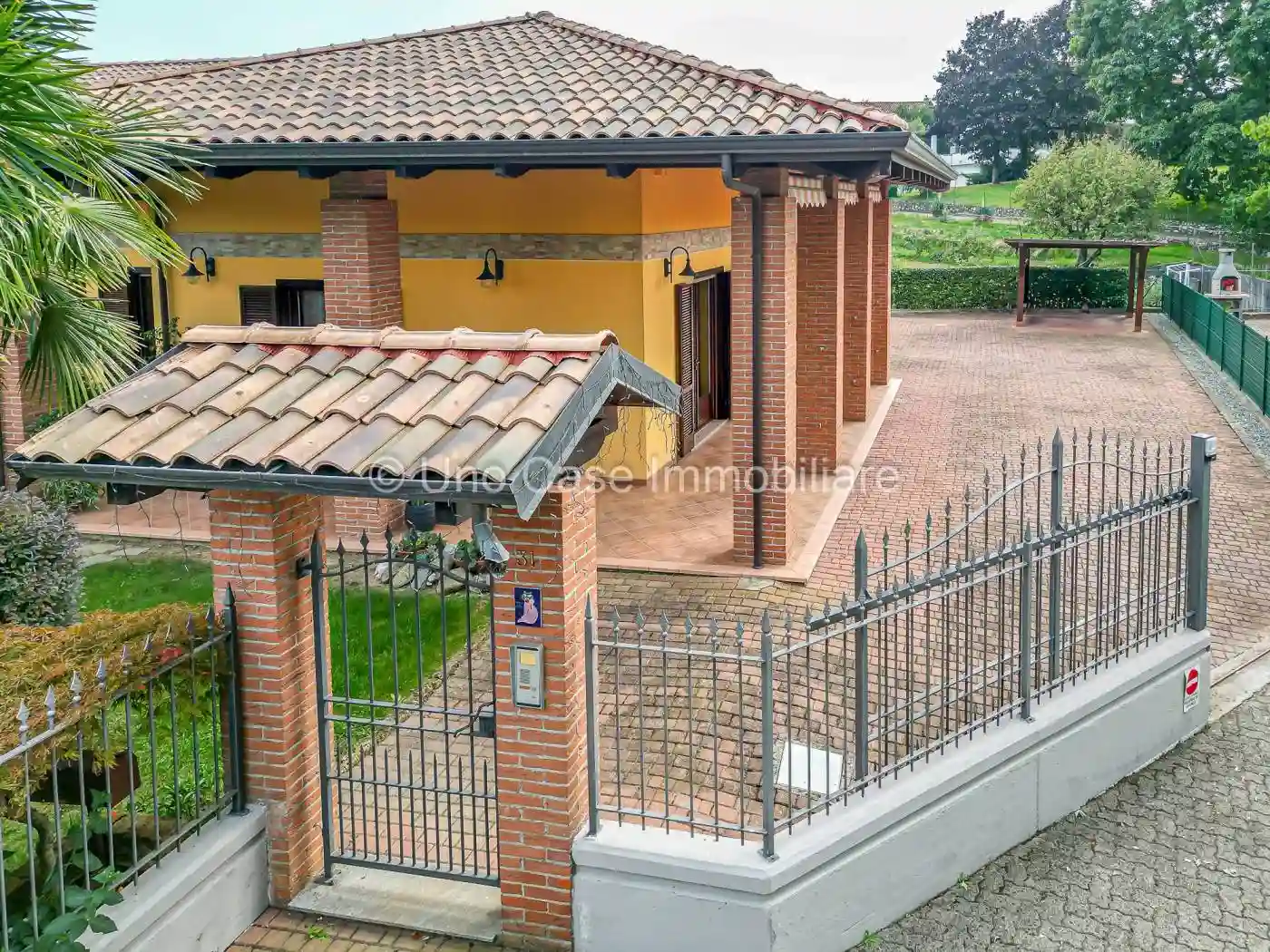 Villa - foto 2