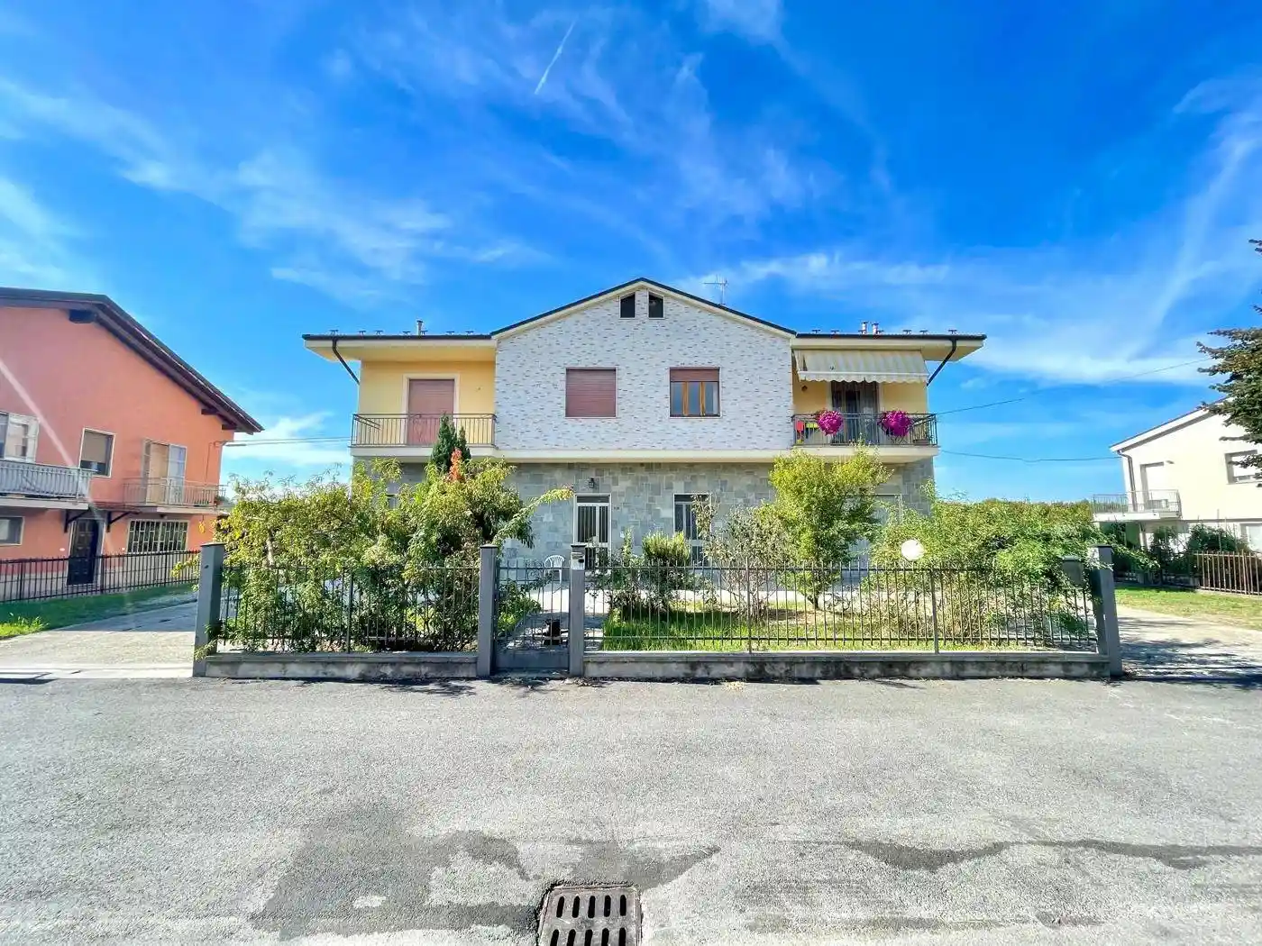 Casa indipendente in vendita a Alba