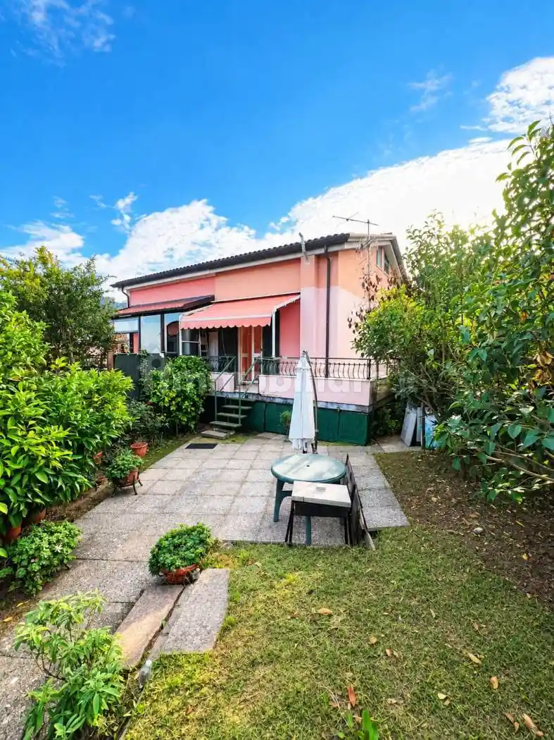 Villa in vendita a Arcola