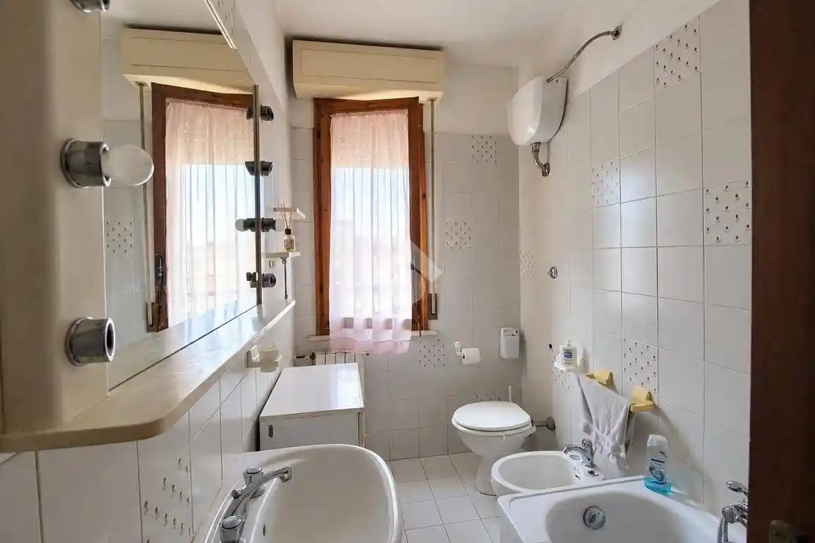 Appartamento in vendita a Cascina