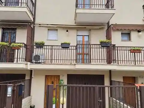 Villa in vendita a Bareggio