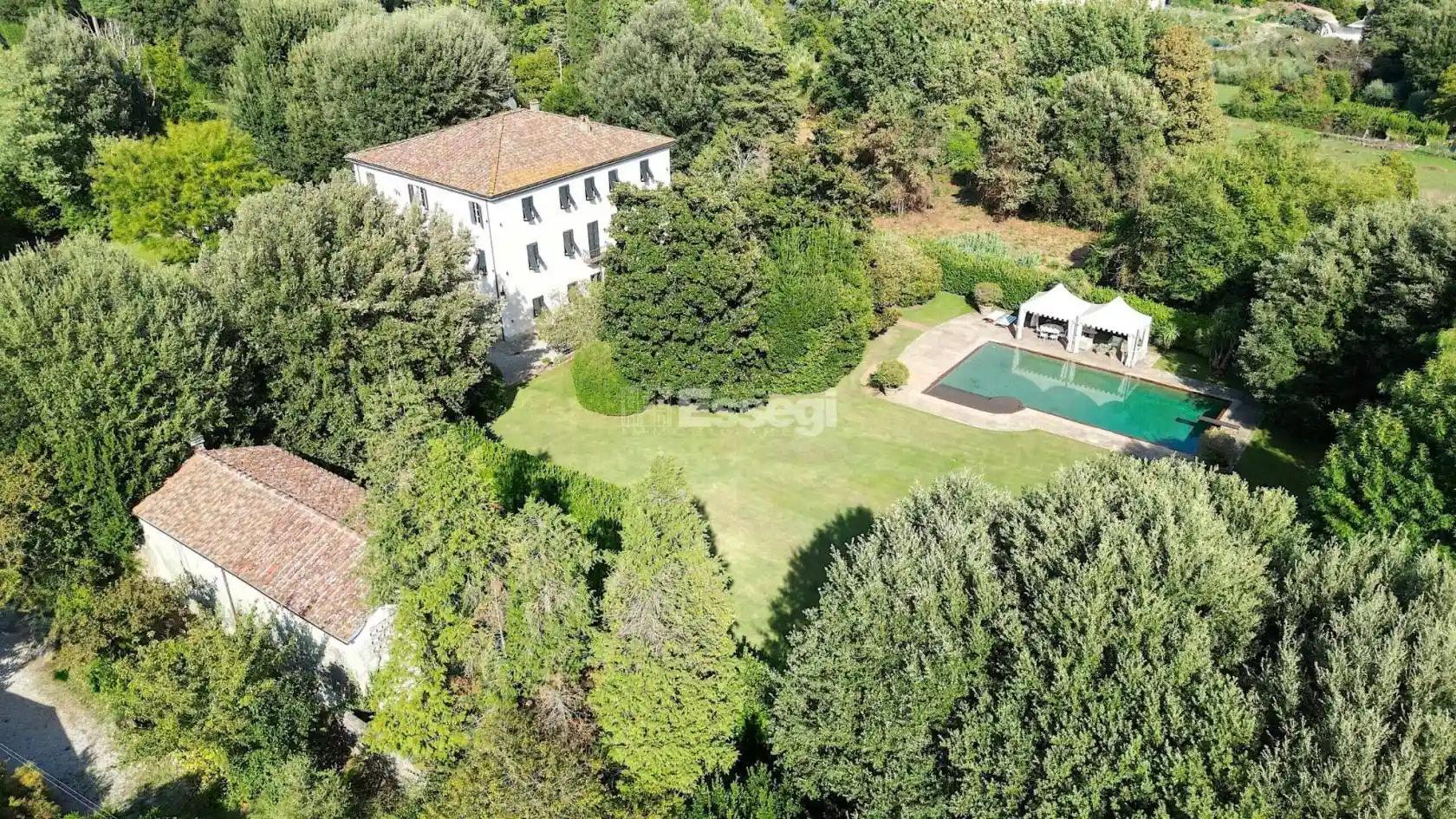 Villa in vendita a Lucca