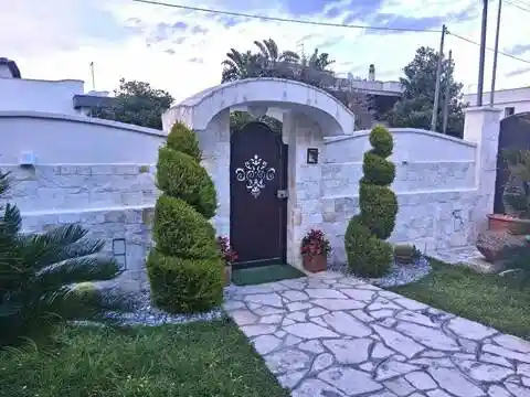 Villa in vendita a Leporano