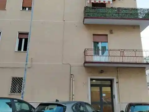 Appartamento in vendita a Taranto