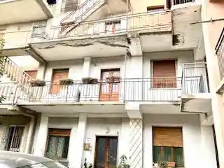 Palazzo - Edificio in vendita a Bonate Sotto