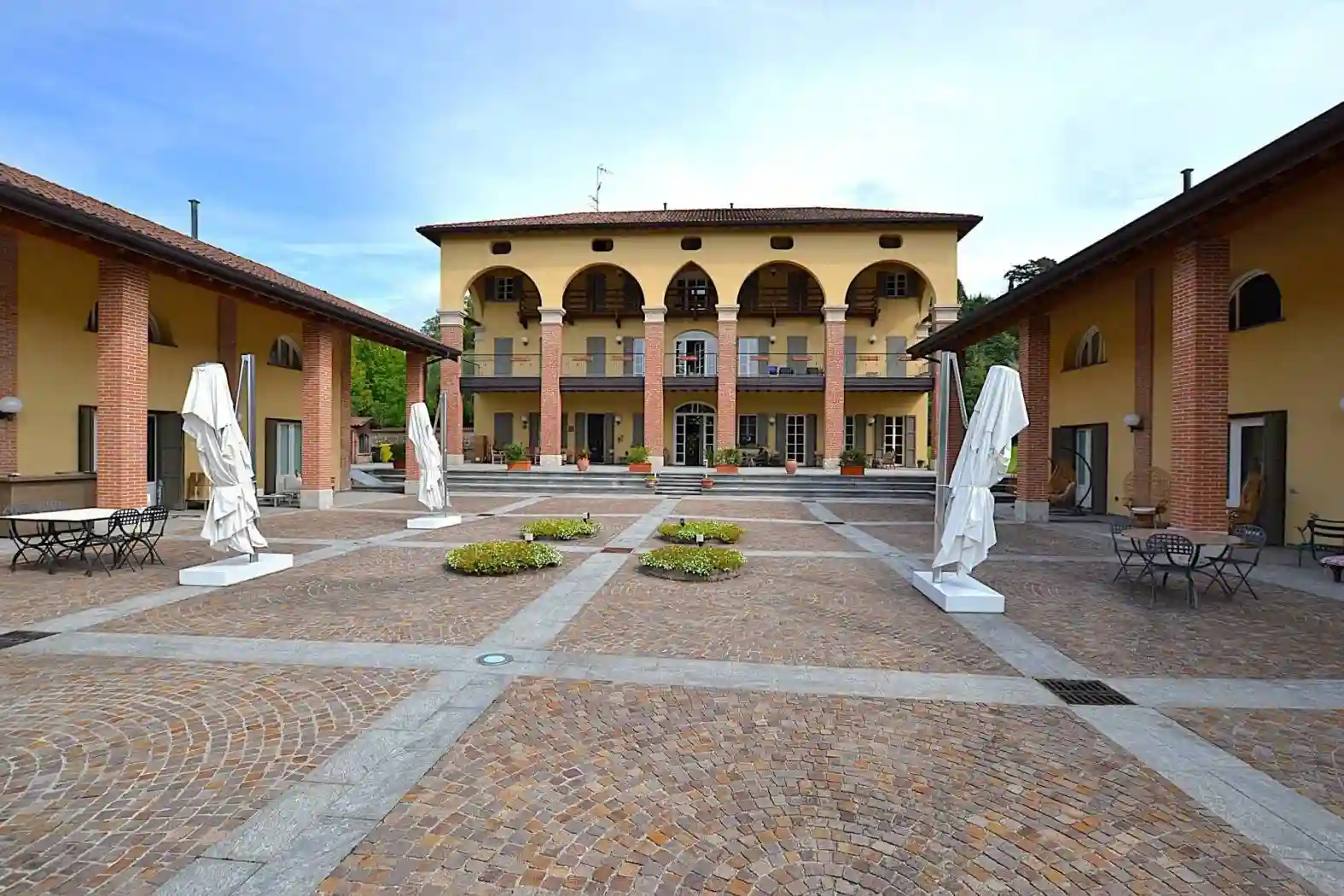 Villa - foto 2