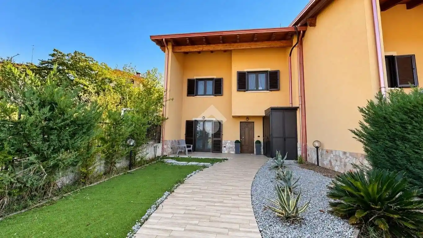 Villa in vendita a Mendicino