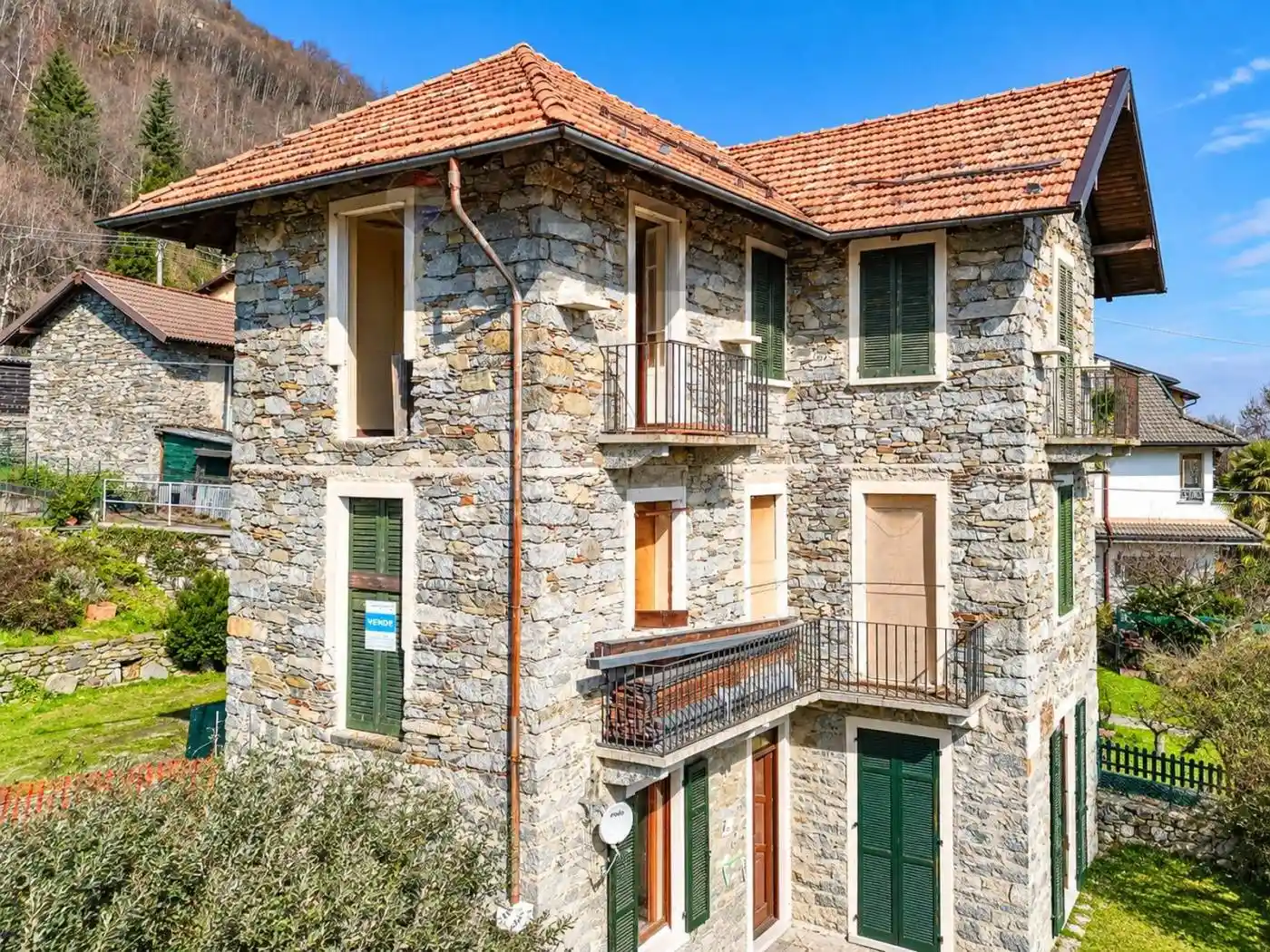 Appartamento in vendita a Premeno